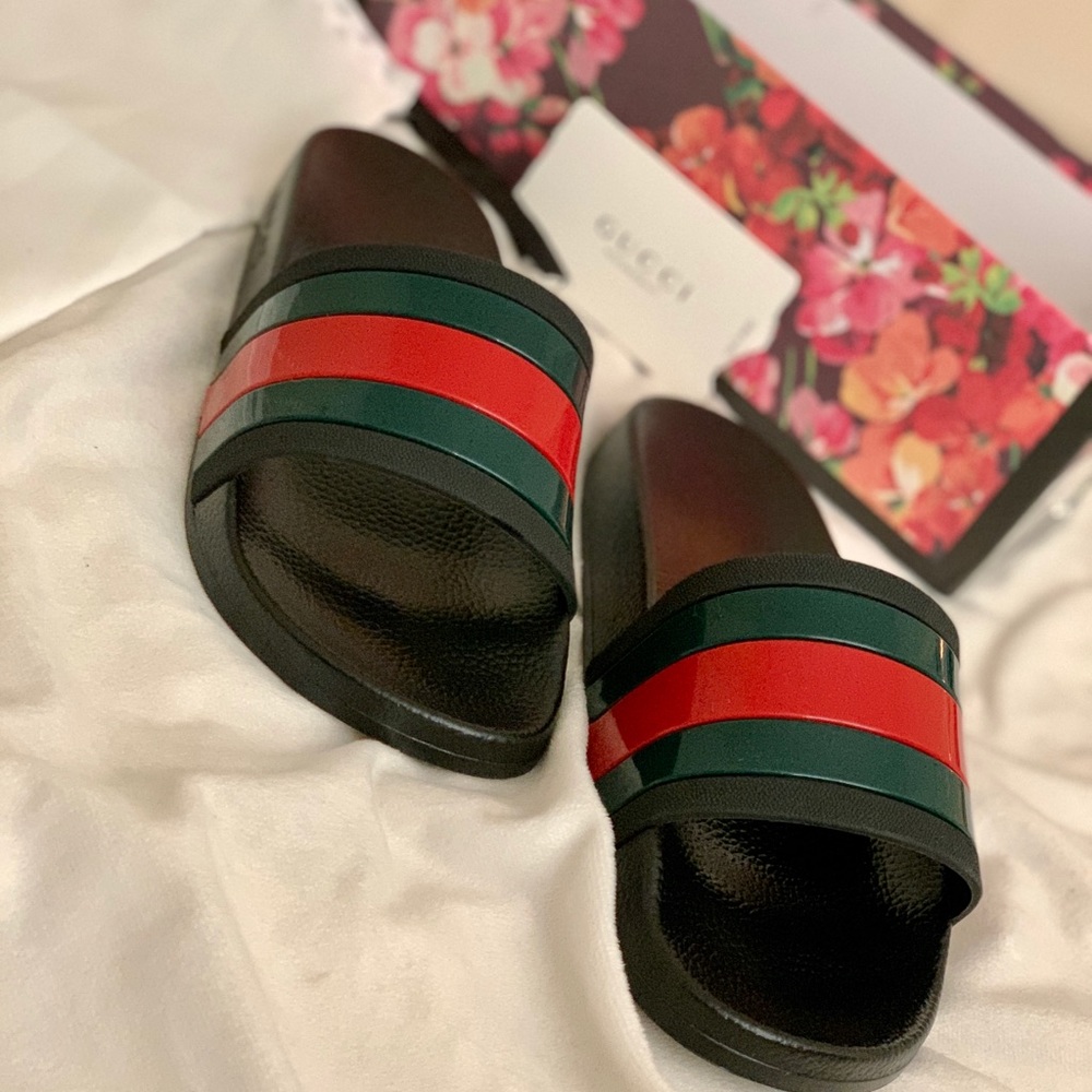 Men’s Gucci slides